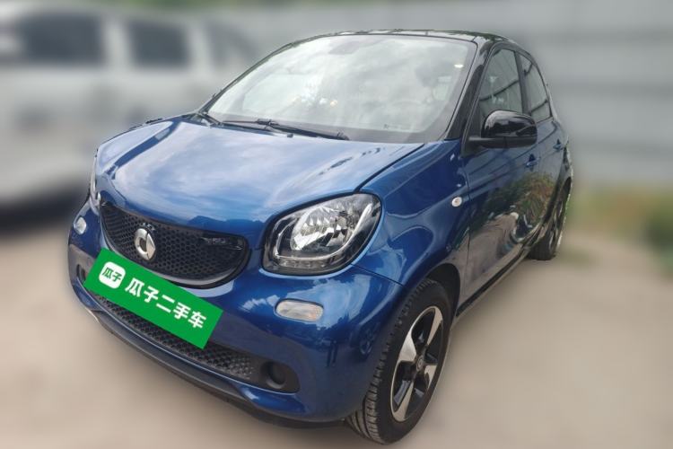 Used smart forfour 2018 0.9T 66 kW Fashion Edition