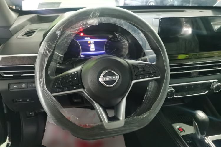 Used Nissan Teana 2024 2.0L XE Genuine Edition