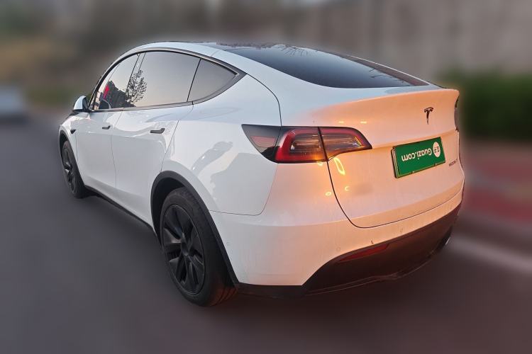 Used Tesla Model Y 2023 Rear-Wheel-Drive Version