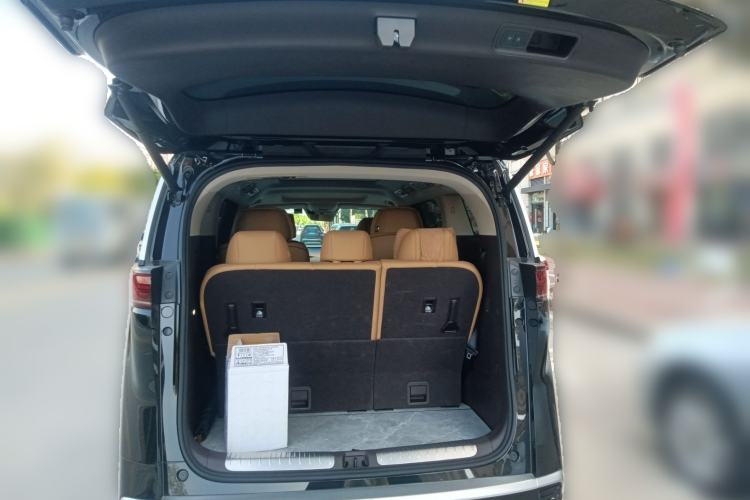 Used Denza D9 2024 EV 620 Premium Model