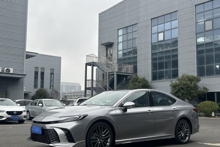 Used Toyota Camry 2026 Model Dual-Engine 2.0HXS Sport Plus Edition