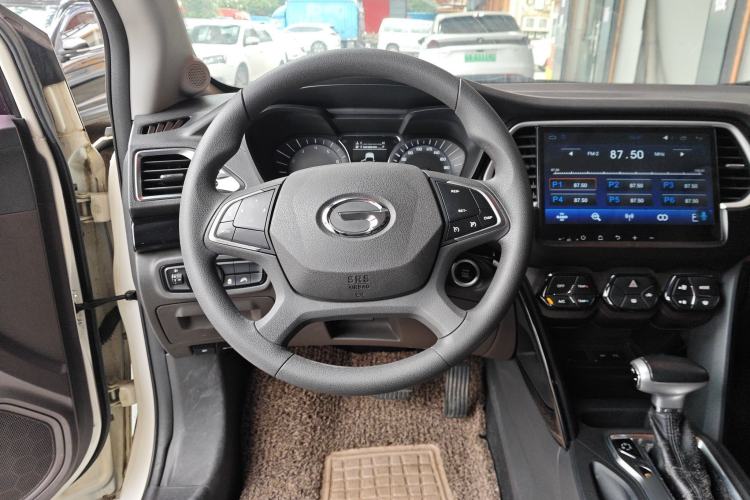 Used GAC Trumpchi GS4 2016 235T G-DCT Elite Edition Steering Wheel