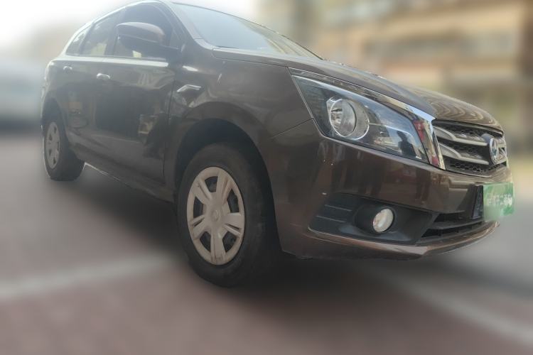 Used Venucia T70 2016 1.6L Manual Ruixing Edition Front Right 45 Deg