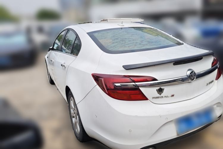 Used Buick Regal 2015 1.6T Elite Tech Model Rear Left 45 Deg