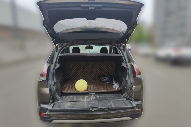 Used Peugeot 3008 2016 2.0L Automatic Trend Edition Trunk