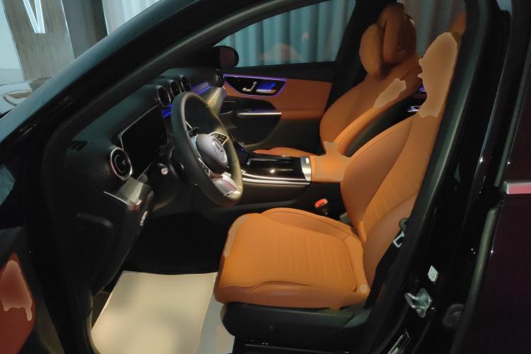 Used Mercedes-Benz GLC 2025 GLC 260 L 4MATIC Dynamic Edition Left Front Seat