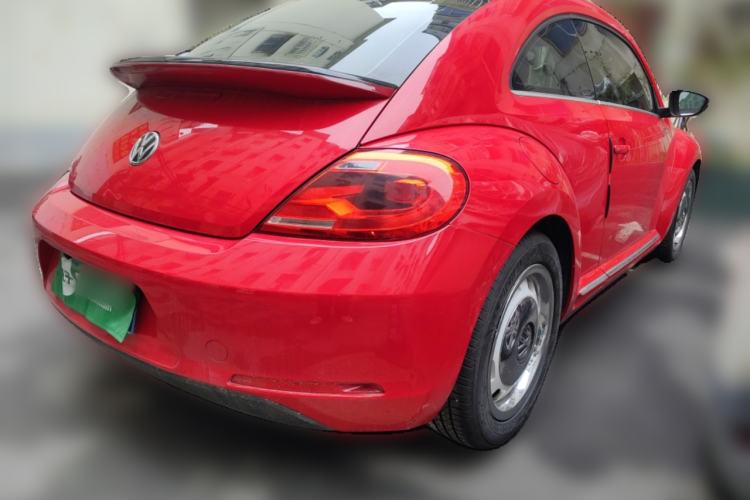 Used Volkswagen Beetle 2015 180TSI model
