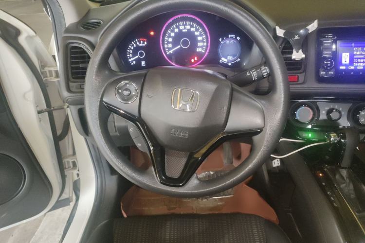 Used Honda Vezel 2017 1.8L CVT Front-Wheel Drive Pioneer Edition