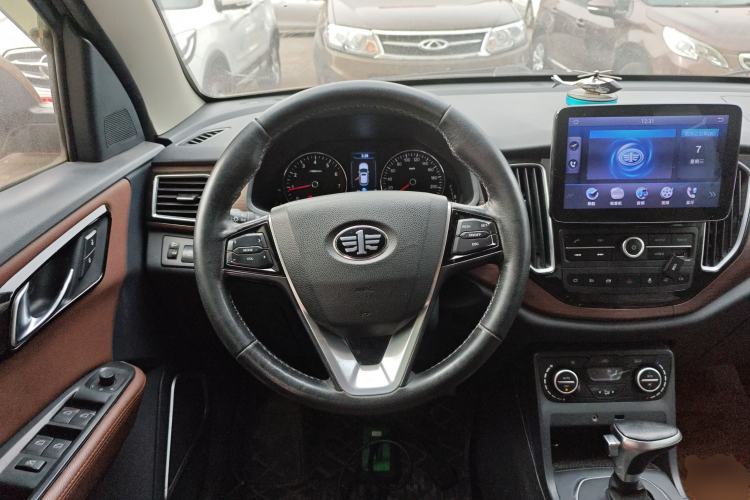 Used FAW Senya R7 2017 1.6L Automatic Smart Version