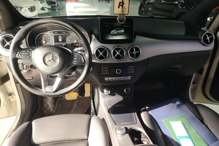 Used Mercedes-Benz B-Class 2015 B 200 Sport Edition
