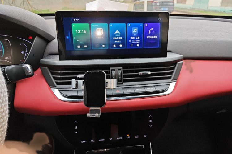 Used Dongfeng Aeolus Yixuan 2020 230T Automatic Xuanyao Track Edition Audio And AC Panel