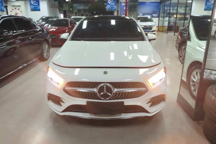 Used Mercedes-Benz A-Class 2022 Restyled A 200 L Sport Sedan Fashion Version Front