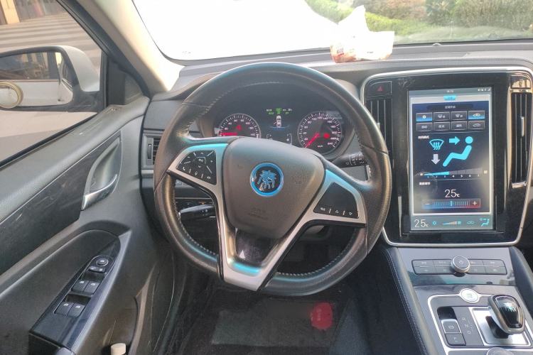 Used BYD Qin New Energy 2017 Qin 1.5T 100
