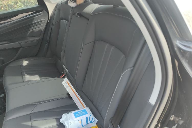 Used Volkswagen Passat 2025 Outstanding Model 380TSI Starry Dragon Edition
