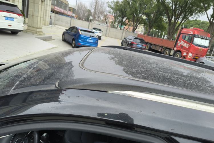 Used Jeep Compass 2017 200T Automatic Family Edition
