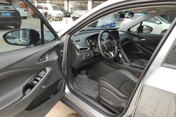 Used Chevrolet Orlando 2018 Redline 530T Automatic Enjoyment Edition (5+2 Model) – China V Standard