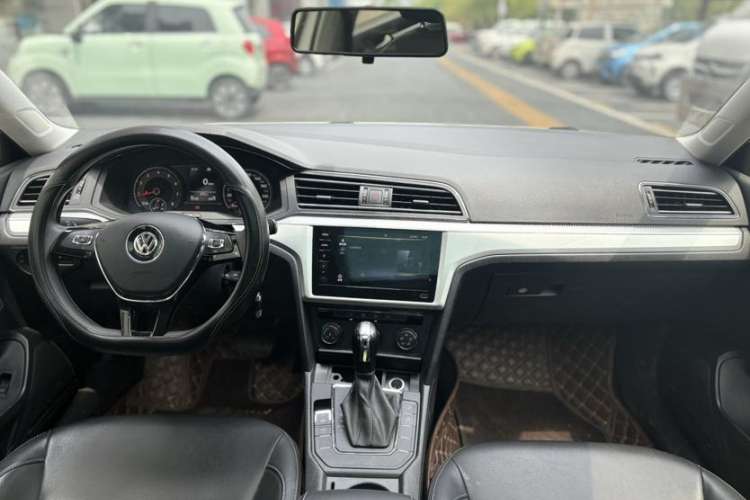 Used Volkswagen Lamando 2021 230TSI DSG Fashion Edition
