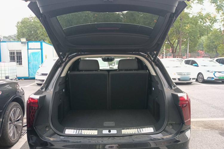 Used Hongqi E-HS9 2021 460 km Range Flagship Edition Six-Seater