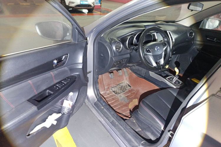 Used Changan Eado 2014 1.6L Manual Luxury Model
