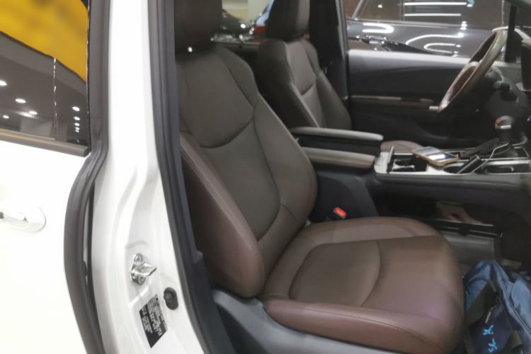 Used Toyota Granvia 2023 2.5L Hybrid Flagship VIP Edition