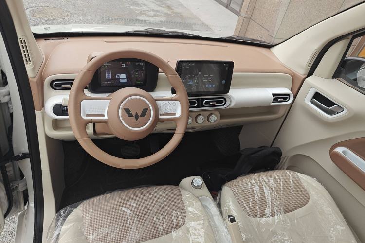 Used Wuling Hongguang MINIEV 2024 3rd Generation 215km Youth Edition