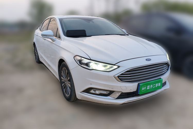 Used Ford Mondeo 2017 EcoBoost 180 Luxury Model Front Right 45 Deg