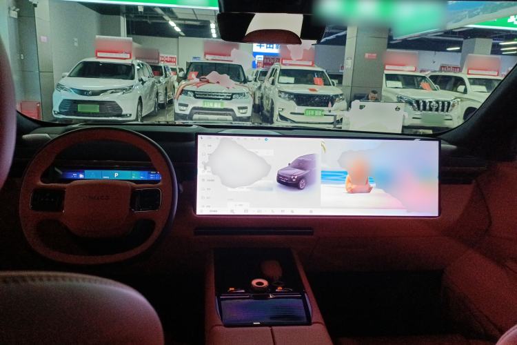 Used Lynk & Co 900 2025 2.0T Ultra
