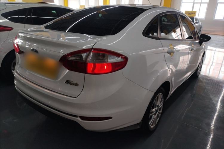 Used Ford Fiesta 2013 Sedan 1.5L Manual Fashion Edition