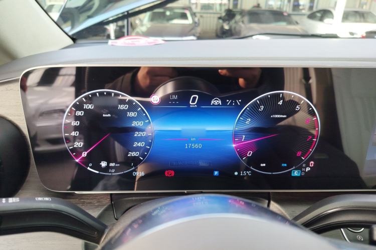 Used Mercedes-Benz V-Class 2024 V 300 L Long Wheelbase Prestige Edition