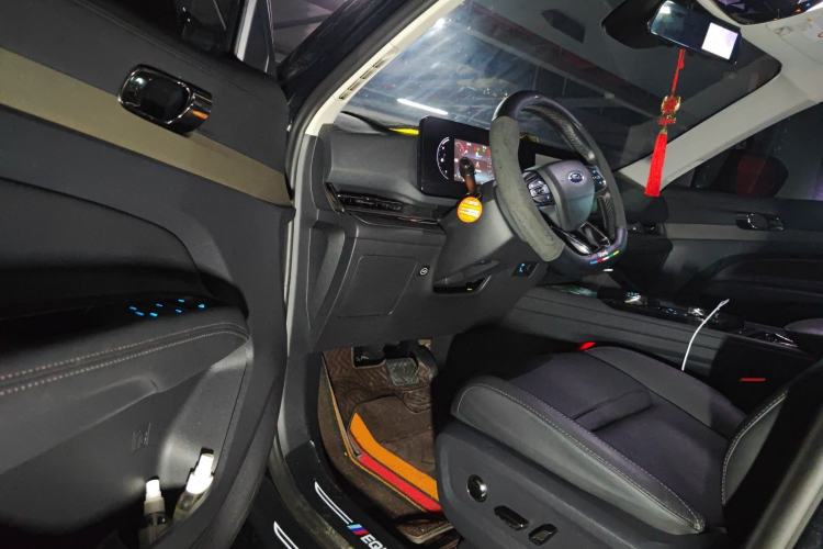 Used Ford Equator Sport 2022 EcoBoost 170 Platinum Edition Driver Seat