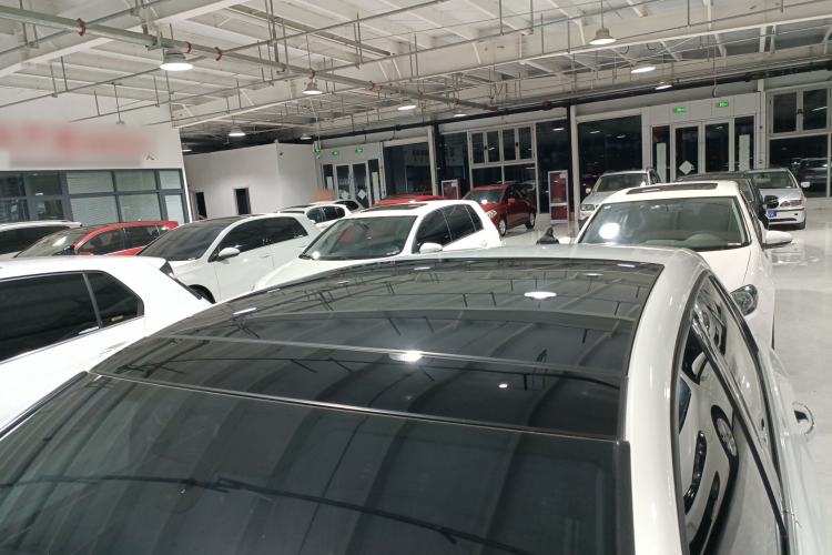 Used Volkswagen Golf 2023 Facelift 280TSI DSG R-Line Lite
