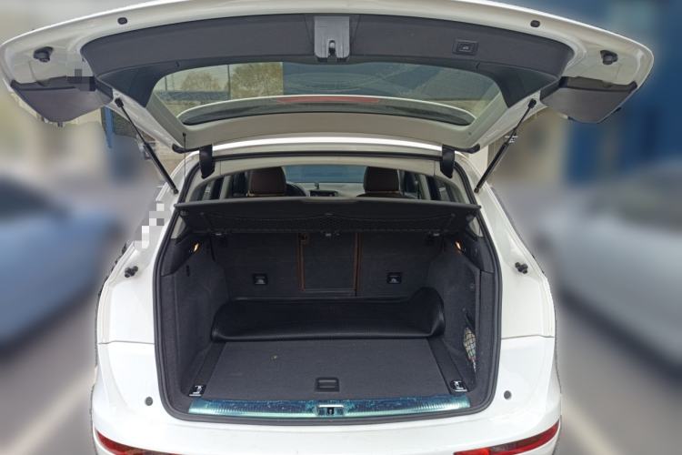 Used Audi Q5 2015 40 TFSI Technology Edition Trunk
