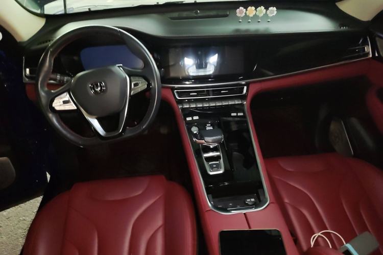 Used Changan CS85 COUPE 2019 2.0T Automatic Smart Version China VI Standard
