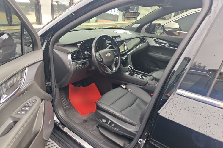 Used Cadillac XT6 2022 2.0T Six-Seater Four-Wheel Drive Luxury Version