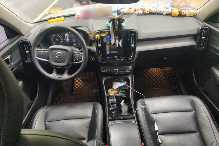 Used Volvo XC40 2021 T4 Four-Wheel Drive Smart Luxury Edition Center Console