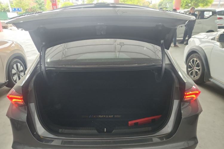 Used GAC Trumpchi EMPOW 2023 270T DCT J15 Version Trunk