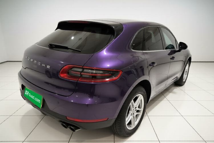 Used Porsche Macan 2017 Macan 2.0T Rear Right 45 Deg