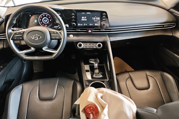 Used Hyundai Elantra 2021 1.5L CVT GLX Elite Edition