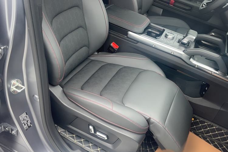 Used JETOUR Traveler 2023 2.0T All-Wheel Drive CrossPRO+