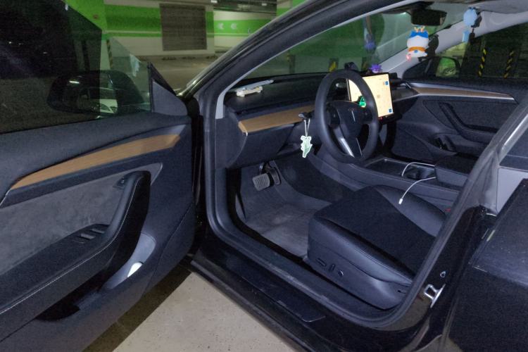 Used Tesla Model 3 2022 Rear-Wheel-Drive Version
