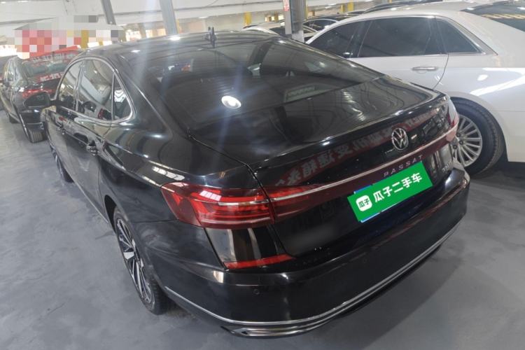 Used Volkswagen Passat 2023 330TSI Starry Elite Edition

