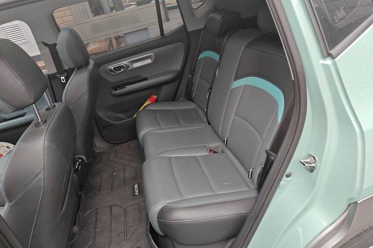 Used AION Y 2023 Younger Star Edition