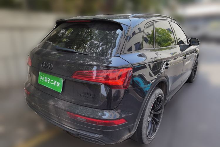 Used Audi Q5L 2022 40T Luxury Dynamic Model Rear Right 45 Deg