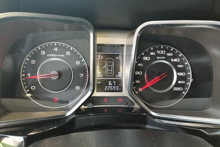 Used Zotye Domy X5 2017 Platinum Edition 1.5T Manual Luxury Model Instrument Cluster