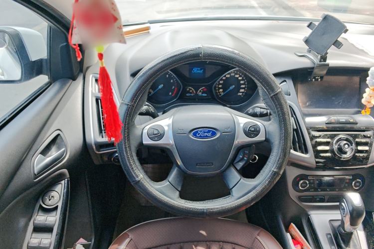 Used Ford Focus 2012 Sedan 1.6L Automatic Fashion Edition Steering Wheel
