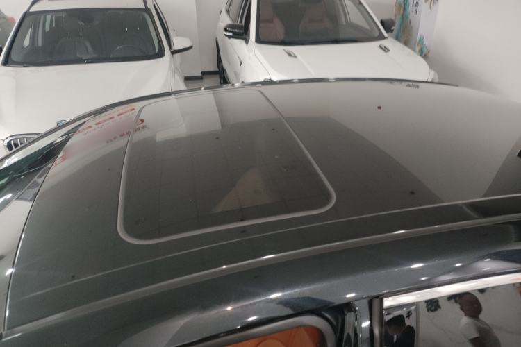 Used Toyota Avalon 2019 2.5L Ambition Version China VI Standard
