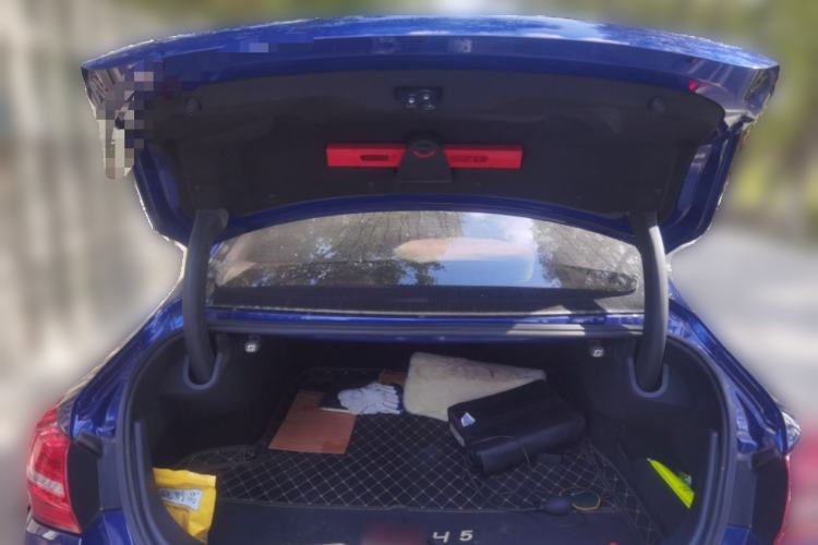 Used Hongqi H5 2022 Classic Model 1.5T DCT Flagship Edition Trunk