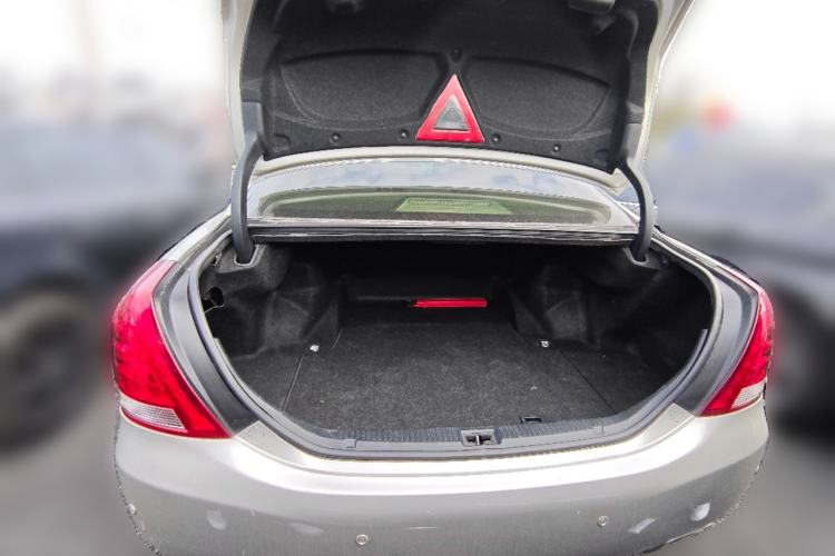 Used Toyota Crown 2010 2.5L Royal Leather Sunroof Edition Trunk