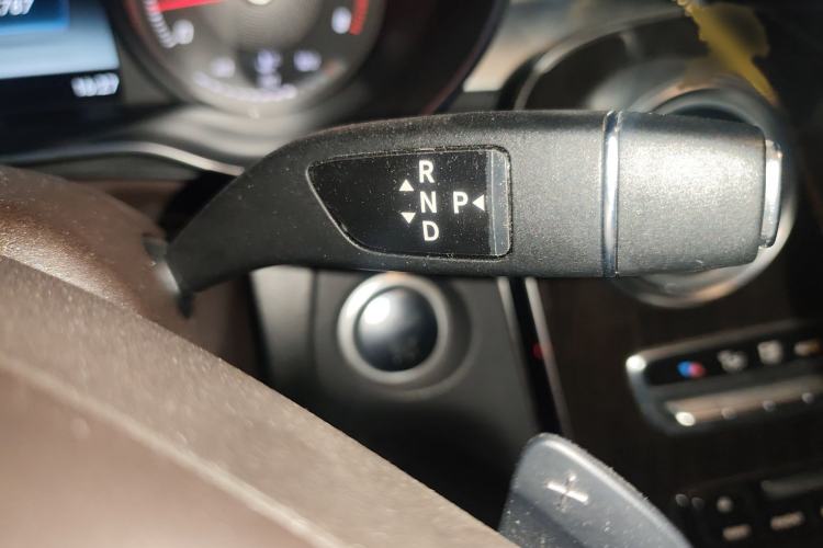 Used Mercedes-Benz GLC 2017 GLC 260 4MATIC Luxury Model