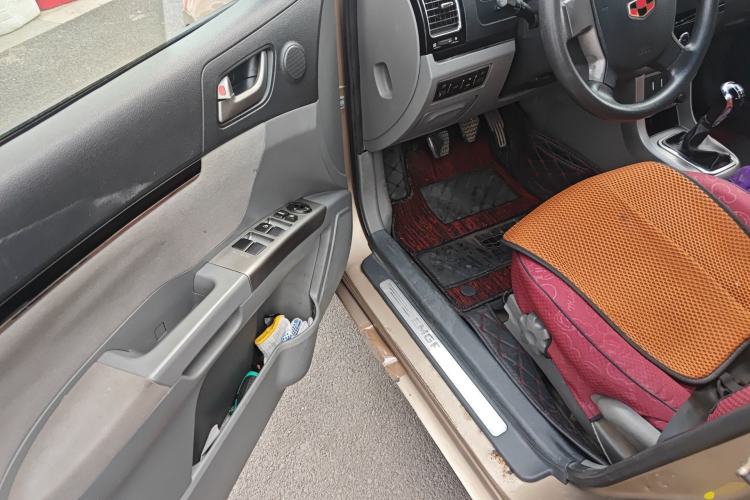 Used Geely Auto Classic Emgrand 2013 Sedan 1.5L Manual Entry-Level Model Driver Seat